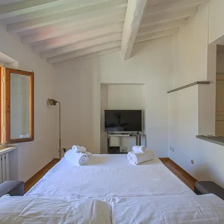 Giorgio Ponte Vecchio Apartment Florenz Exterior foto