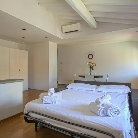 Giorgio Ponte Vecchio Apartment Florenz Exterior foto